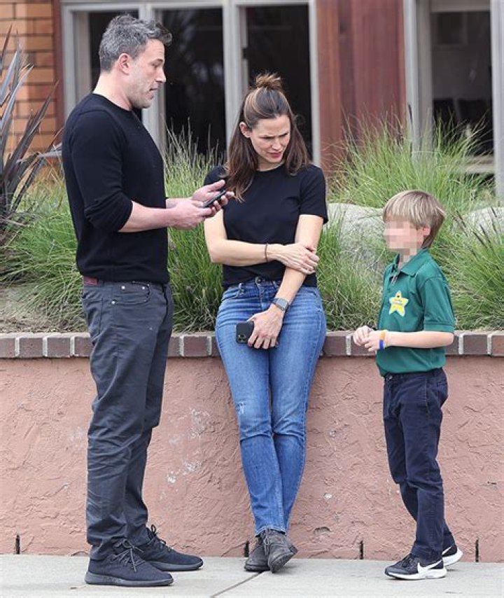 Ben Affleck Hugs Ex Wife Jennifer Garner, Son Samuel In Italy: Photos – Hollywood Life