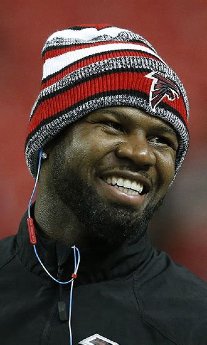 Devin Hester Celebrity Profile – Hollywood Life