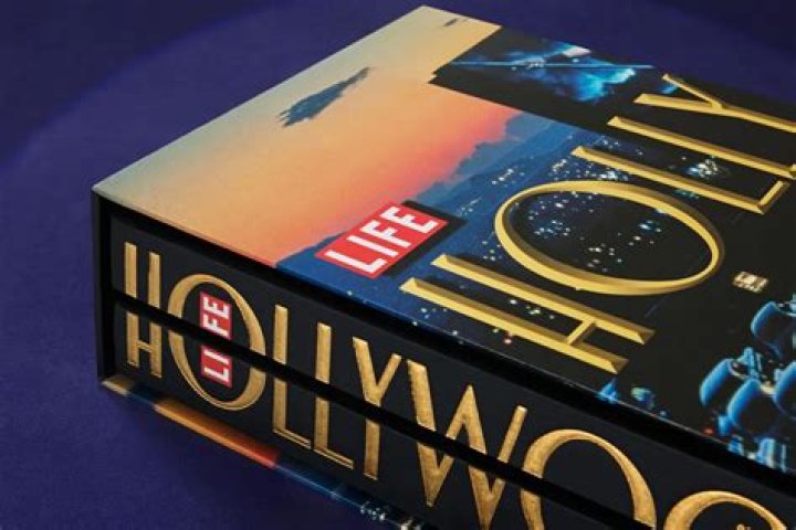 I 7’ Premiere – Hollywood Life