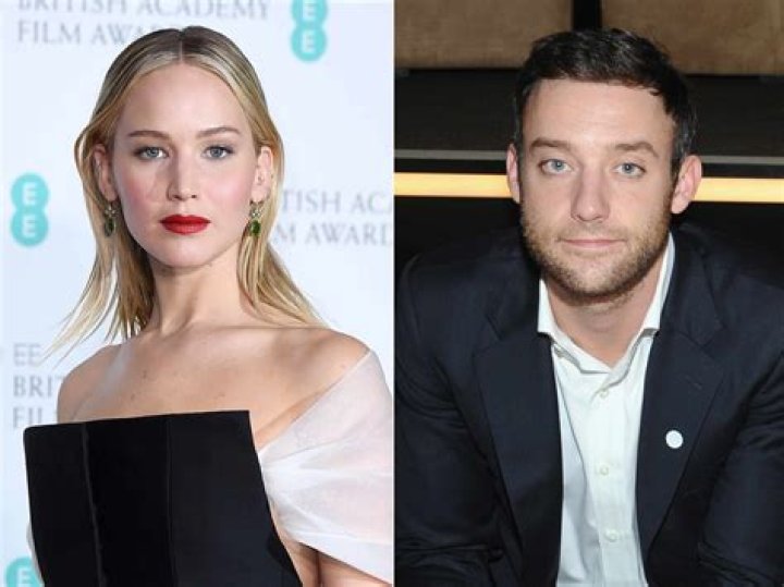 Jennifer Lawrence & Cooke Maroney Snuggle Up On Early Breakfast Date In NYC: Photos