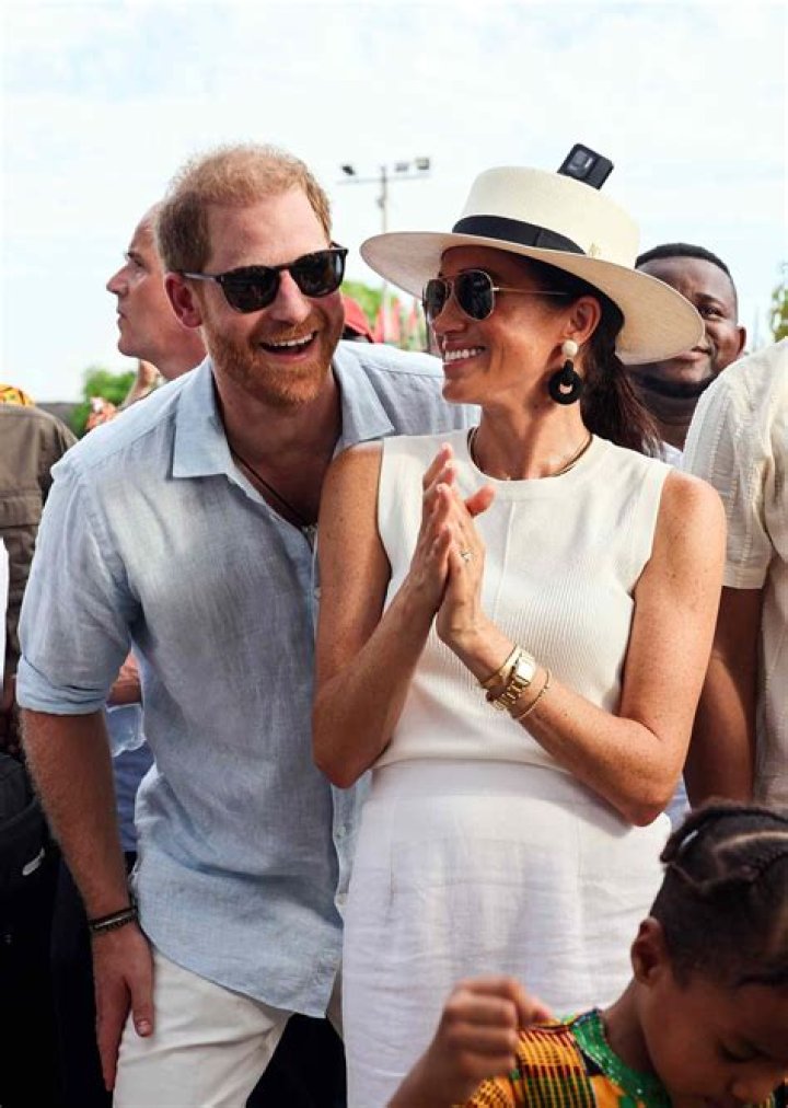 Meghan Markle & Prince Harry Now Say They Didn’t Really Get ‘Married’ Prior To Royal Wedding