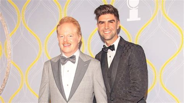 ‘Modern Family’s Jesse Tyler Ferguson & Justin Mikita Welcome Baby 2 Via Surrogate