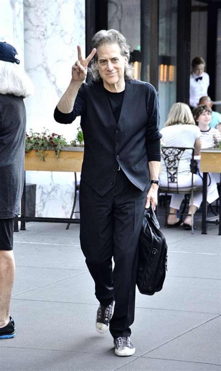 Richard Lewis’ Health: All About The Comedian’s Battle With Parkinson’s Disease