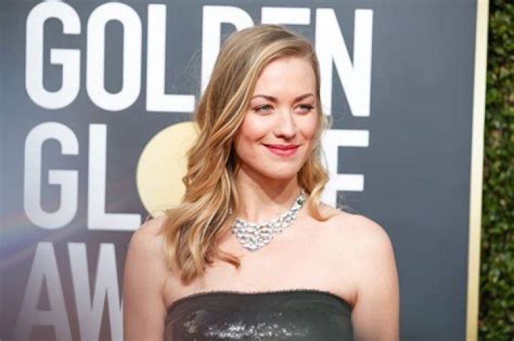 Yvonne Strahovski Pics: Photos – Hollywood Life